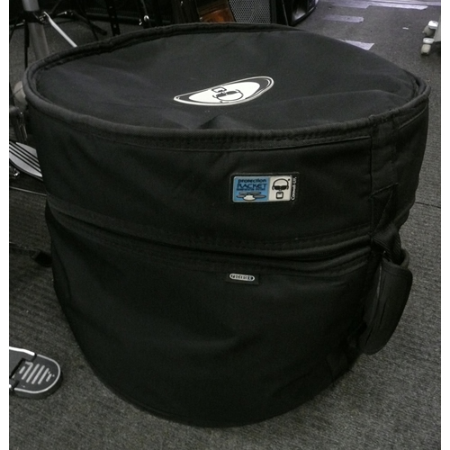 Top quality padded drum bag by Protection Racket. &nbsp;Good condition.