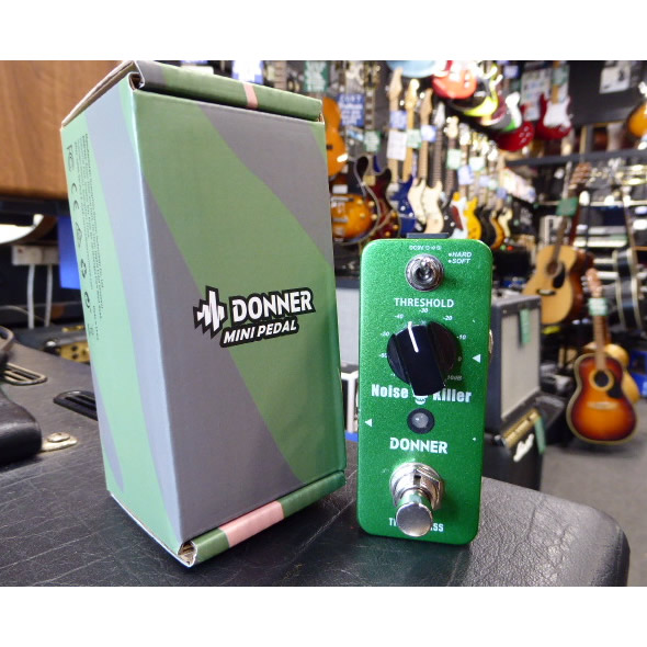Noise reduction pedal in good condition with box.
