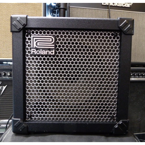 <p>20 watt guitar amplifier with built-in effects.</p><p>Great condition.</p>