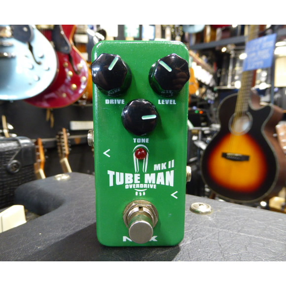 Affordable overdrive pedal in excellent condition.