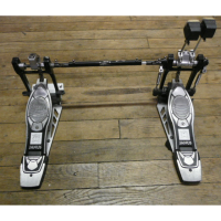 <p>Quality double kick pedal by Mapex.</p><p>Condition: lots of scrapes but still in good working order.</p>
