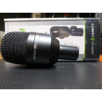 Bass Drum microphone for live performance and studio recording applications.<br />High Quality Head-grille microphone.<br />High Sensitivity and Low Self-Noise.<br />Satin Black Color.<br /><br />