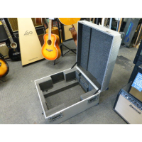 <p>Very sturdy full flight-case for mixer or accessories.</p><p>Well-padded interior for maximum proteection.</p><p>Excellent condition.</p>