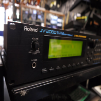 <p>Flagship 1990s sound module by Roland.</p><p>A comprehensive and powerful selection of acoustic instruments, synths and drums.&nbsp;</p><p>Large backlit LCD makes navigation a breeze.</p><p>16 part multitimbral, 64 note polyphonic.</p><p>8 expansion slots for JV series expansion boards.</p><p>Excellent condition, with manual.</p><p></p>