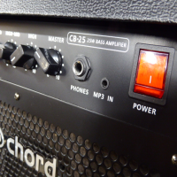 Superb 25 watt bass guitar amplifier in excellent condition.