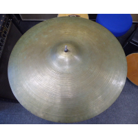 18" crash ride cymbal in good condition.