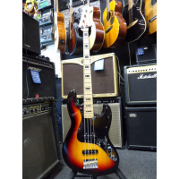 Affordable Jazz Bass copy in excellent condition.