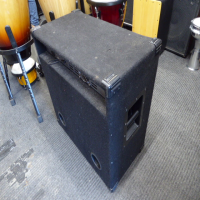 <p>Fantastic 300 watt bass guitar amplifier with 2x10" drivers, carpet covering, robust side handles, DI out, and loads more!</p><p>Good condition.</p>