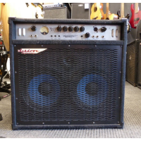 <p>Fantastic 300 watt bass guitar amplifier with 2x10" drivers, carpet covering, robust side handles, DI out, and loads more!</p><p>Good condition.</p>