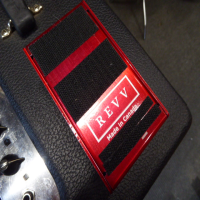 High gain distortion pedal in excellent condition with original box.<br />