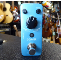 Affordable chorus pedal in excellent condition.<br />