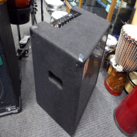 Very good 180 watt bass guitar amplifier with 15" driver, compact design, Recording out, and more...<br />