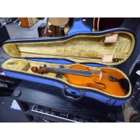 <p>Lovely instrument, handmade in Romania.</p><p>Great for an intermediate student.</p><p>Beautiful tone, excellent projection.</p><p>Superb build quality.</p><p></p>