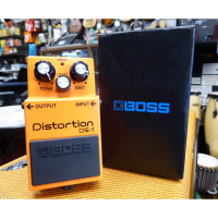 <p>Quality distortion pedal with original box.</p><p>Condition: Various chips but otherwise fine.</p>
