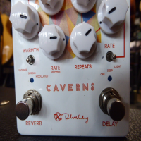 <p>Awesome delay/reverb pedal.</p><p>Condition: Various chips in the finish, otherwise fine.</p>