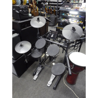 Entry-level electronic drum kit in excellent condition.<br />