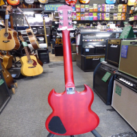 <p>Lovely SG with Heritage Cherry Sunburst colour and vintage worn finish.</p><p>Mint condition.</p>