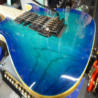 Awesome locking system guitar in excellent condition.
