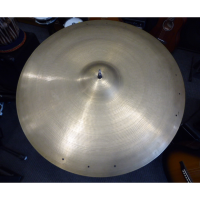 <p>22" Ride cymbal with rivet holes.&nbsp; Made in the USA.</p>