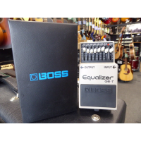 Quality 7-band EQ pedal in mint condition with box.