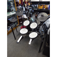 <p>Excellent electronic drum kit with mesh heads, manual, kick pedal, and more.</p><p>Good condition.</p>
