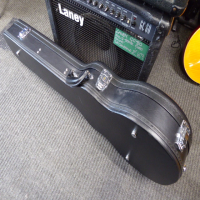 <p>Slash signature Les Paul Standard in Appetite Burst with original hard case.</p><p>Condition: A couple of small dings, and the pots have been replaced, otherwise it's superb with a lovely action and great tone.</p>