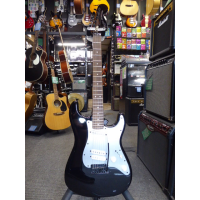 <p>Awesome hardtail stratocaster with black hardware, alnico pickups, and matching headstock.</p><p>Near mint condition.</p>