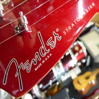 <p>Lovely American Standard Stratocaster from 1995 with limited edition matching headstock, candy apple red finish, punchy American Standard pickups, TBX tone circuit, and more.</p><p>Condition: This has a tiny chip in the headstock.&nbsp; There is also plenty of lacquer coming off the sides of the fretboard, but this is just a sign of its age and does not affect its superb playability!</p>