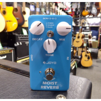 Affordable reverb pedal in great condition.
