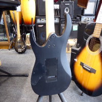 <p>Double cut electric with twin humbucking pickups.</p><p>Mint condition.</p>