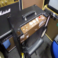 Lovely 10 watt valve guitar amplifier in great condition.