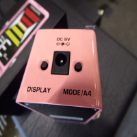 Decent tuner pedal in excellent condition with box.