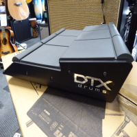 Digital percussion pad in excellent condition with original box, power suppy, and manual.