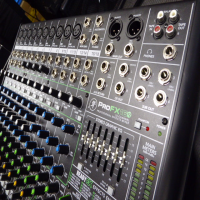 The Mackie ProFX16v2 is a 16-channel analogue mixer designed for live sound and home recording.<br />10 low-noise Vita mic preamps.<br />32-bit effects engine.&nbsp;<br />USB interface for recording or playback.&nbsp;<br />4-bus architecture + Main Outputs.<br />3-band EQ, one-knob compression on select channels, and a durable "built-like-a-tank" steel chassis.<br />2 aux sends for monitors.<br /><br />