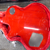 <p>Slash signature Les Paul by Epiphone.&nbsp; Includes hard case.</p><p>Condition: A couple of small dings in the top, otherwise excellent.</p>