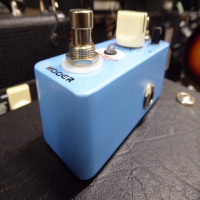 Decent budget-friendly auto wah pedal in good condition.