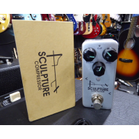 Affordable compressor pedal in excellent condition with original box.