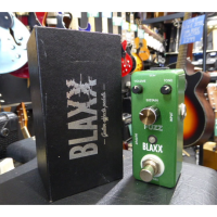 Affordable fuzz pedal in great condition.